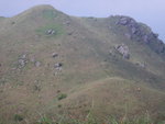 黃牛山頂回望水牛山, 石堆在相右
DSCN6591