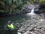 下降燕岩溪, 中途竟然有一大池可暢泳
DSCN8420