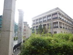 赤柱廣場中的美利樓, 原址位於香港島金鐘花園道，原是駐港英軍的辦公大樓，於1846年在中環落成, 於1998年時整座遷至赤柱. 
DSCN9166