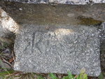 石塊刻有"往淺水"相信是指路口可落淺水灣
DSCN9604