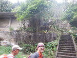 經獅子山上村木屋村廢址, 此石級路可能亦可穿廢村上獅子山
DSCN9945