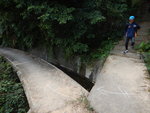 落至上花山引水道轉右
DSCN2012