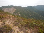 石礦場與背後有鐵塔處應該是小馬山, 右邊是畢拿山, 最右是柏架山
DSCN4439