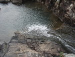 崖下有一水潭, 原來我地到了丹壁雙瀑頂, 下面係上瀑個潭
PA036662