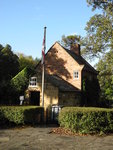 Cook's Cottage, 為紀念發現澳洲大陸航海家庫克船長爾將其在英國的家一磚一瓦都原封不動地搬過來。 DSCN01558