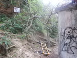 回望山路接曹公潭畔位
DSCN8042