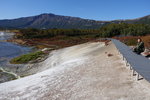 遊 Uzon Caldera (烏宗火山口) 要沿木棧道走, 旁邊部份地面溫度會好高
DSC02190