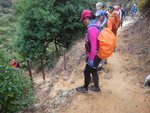 至分岔路轉右落
DSCN5501