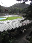 前望, 下面是餐廳, 前見泳池及盆地湖
TAS00043