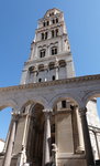 斯普利特主教座堂 The Cathedral of Saint Domnius & 鐘樓 Bell Tower, 教堂的結構本身修建於西元305年，是世界上所有基督教主教座堂中第二古老的. 201909_2178