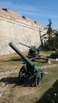 古堡內以前打仗時用的武器
IMG-20190925-WA2733