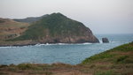 營地遙望清水灣的寶鏡頂及海邊的鐵砧石
DSC02961