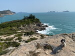 相左清水灣俱樂部海邊的靈象汲水, 中間東龍島炮台, 相右海中是南北果洲
20230223-035