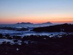 營地附近石灘等候日出, 海中心是果洲群島
20241107_000041
