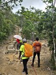 至分岔路, 右路可去赤徑. 鹿湖郊遊徑在左邊天梯石級

20260526_110243
