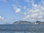 右望可見東龍島(中間), 右是寶鏡頂, 左似是螺洲

20260623_102412