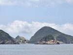 南果石拱門(又穿窿門, 虎口大洞). 海中是北果洲的細洲尾
20260623_103109
