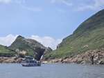 船停石拱門前果洲灣, 有隊友跳水游埋岸

20260623_103912