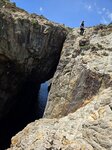 不綑游可行山路島上自由行. 經石拱門

20260623_112529