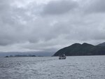 左果洲群島, 隱約見到北果洲的白色燈塔. 右牛尾洲

20260714_094329