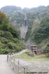 過飛龍橋返對岸繼續往&#31216;名瀑去
JPN00656