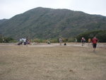 跨過木欄是一草地, 面對平托坑山
P3060214