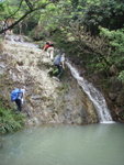 鳳大南坑, 基本上不難溯, 間中有大石可玩, 間有瀑潭, 但水質則....
P5114429