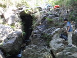 瀑在石室中, 可瀑右上攀
PB130081