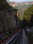 下望峽谷, 纜車軌及通天梯
IMG_1078