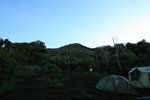 Machame Hut營地, 稍後便會沿前面山脊前進
Kili0106