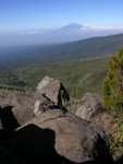 大石頂遙望Mt Meru
Kili0159