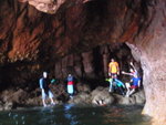由孖洞右洞口游入去, 兩洞口相匯處有棲息所
P7070189