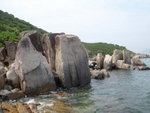 岸邊大石柱
P8090073