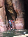 鰻魚岩洞左洞中可上岸的岩石
P8250079