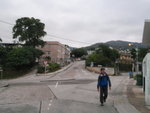 入躉場路回望來路北港凹路, 沿馬路穿油麻莆出西貢普通道散隊
PC080194