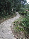 跨鐵欄接村路後轉右
P1260362