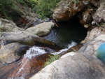 甫入澗便在一瀑頂, 瀑下有一大壺穴
P2110242