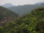 左望雙城峽, 獅子山(左)及畢架山(右)
P3090148