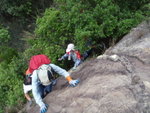 中途有一大石可攀攀
P5020033