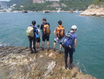 綑完頭洲第2個島又要泳渡往第1個島, 不過這段是航道, 等埋一齊至落水比較安全
P6060150