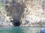 經一洞口, 石卵壁洞, 因洞口左方頂上有很多卵石狀石頭突出
P7060128