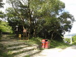 左邊山路可通彌勒山及驢仔路
DSC02830