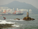 家陣望到的應該是香港仔華富村一帶, 有大船過, 小心船浪呀
DSC03547