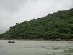 將到對岸腳踏實地時要小心海中大石及蠔殼
DSC05767