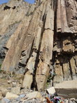 斧劈崖及崖底的斷柱岩
DSC00455