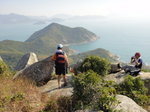 回頭望崖頭及黃竹角, 遠處是香港島的南區
DSC05765