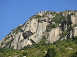 布公仔石(相右), 瀑紋岩(壁底)及3字壁
DSC05975