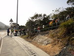 至斜坡頂伯公坳轉右上石級, 前面巴士站是乘巴士回東涌的
DSC00004