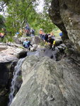 新娘潭瀑右邊上攀至第一層瀑頂, 若此處橫過有濕滑的危險
DSC03572