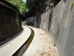 轉左沿引水道前行
DSC09393